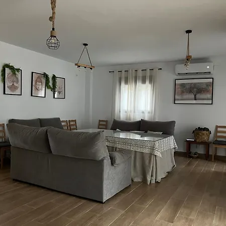Casa Almasana 6 *